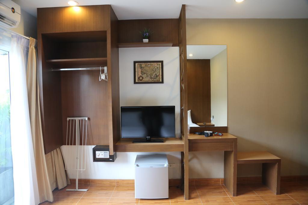 Tree Hug Home Patong Экстерьер фото
