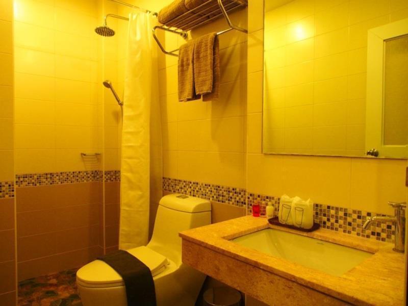 Tree Hug Home Patong Экстерьер фото